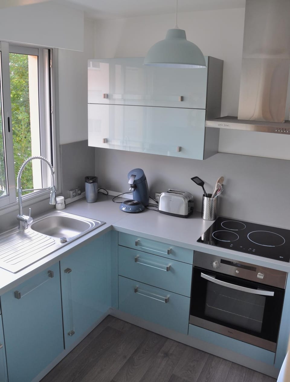Kitchen or kitchenette, stove
