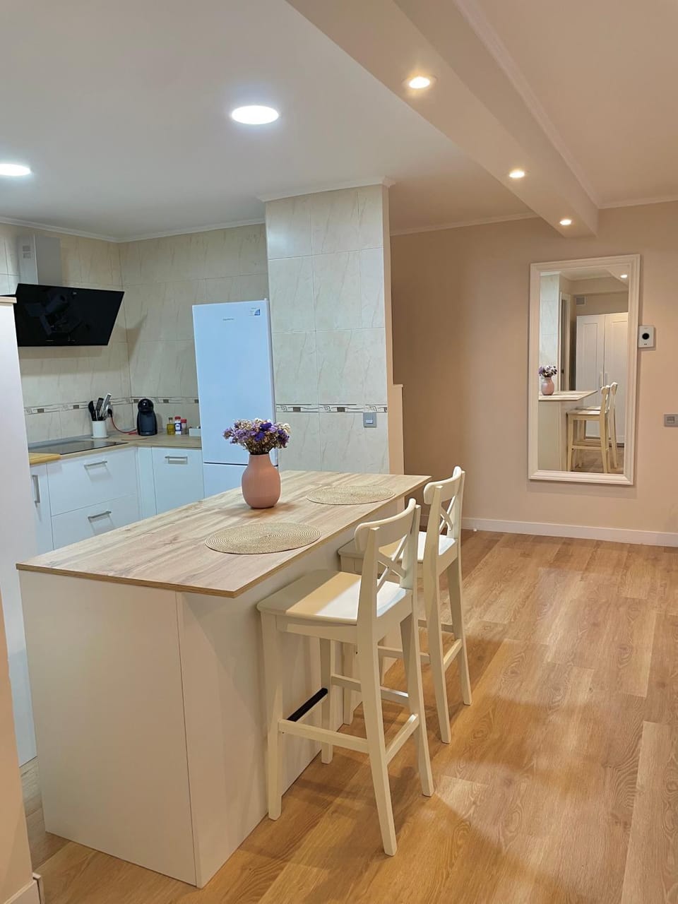 Apartamento en Oviedo con parking y wifi Apartment in Oviedo