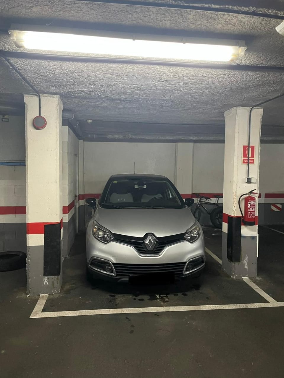 Apartamento en Oviedo con parking y wifi Apartment in Oviedo