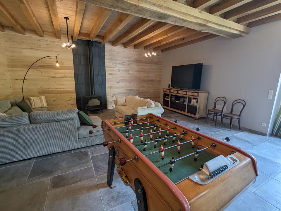 Maison familiale avec piscine privée chauffée, près de Pithiviers et Fontainebleau, à 1h30 de Paris - FR-1-590-438 House in Centre-Val de Loire