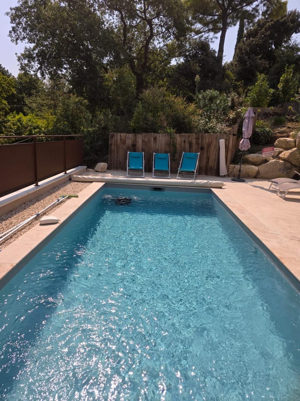 Pool view, Swimming pool, sunbed