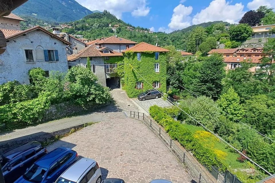 The Old Town House Apartment in Menaggio