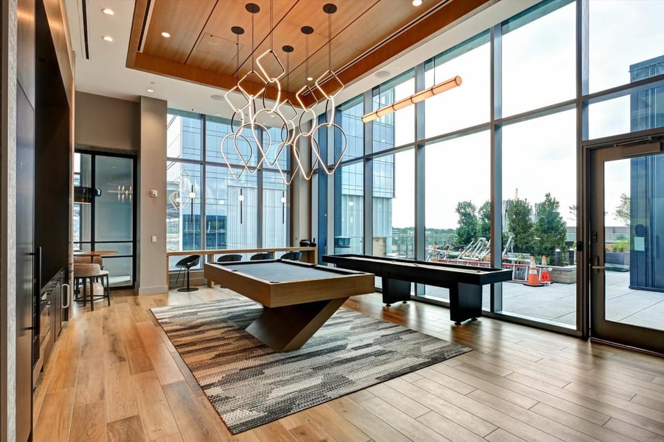 Communal lounge/ TV room