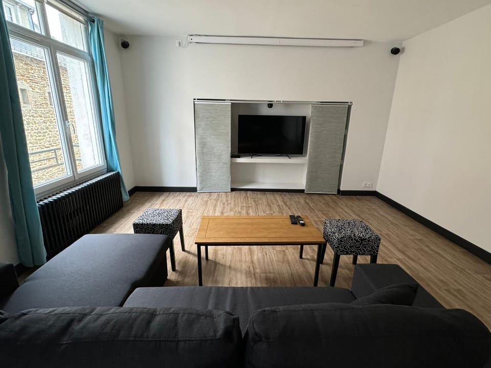 TV and multimedia, Living room, Seating area