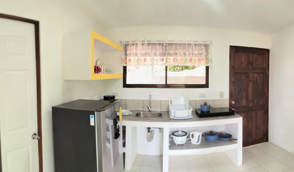 Coffee/tea facilities, Kitchen or kitchenette