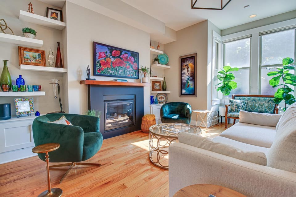 Vibrant Downtown Cincinnati Townhome w/ Sauna! House in Over The Rhine