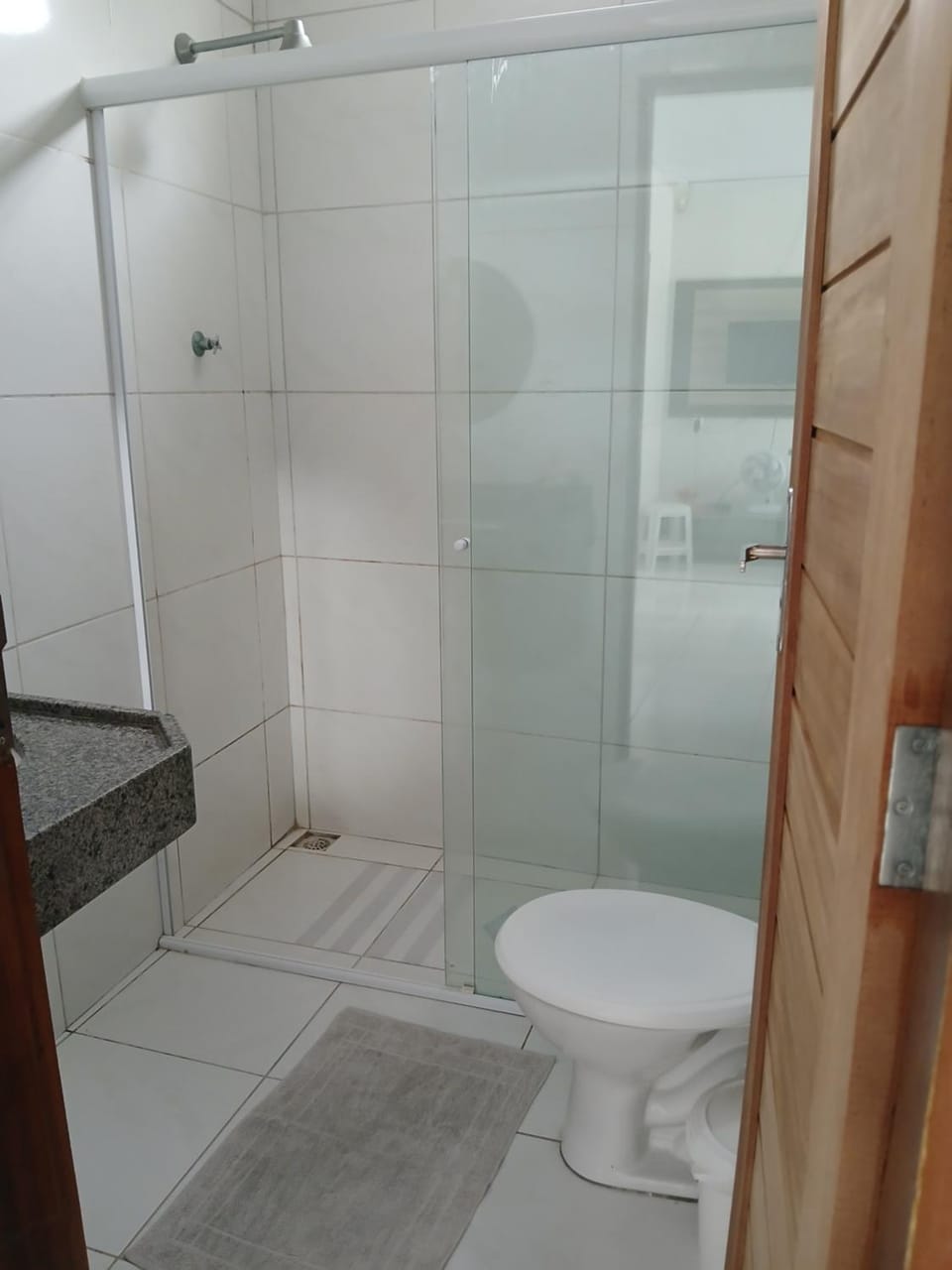 Shower, Bathroom, towels