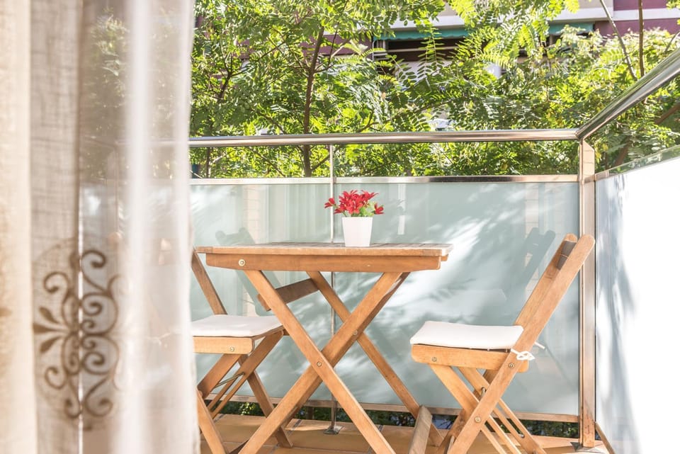 Day, Balcony/Terrace