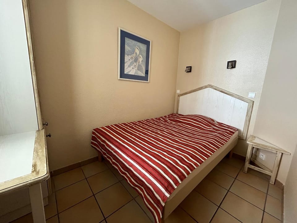 T2 Charmant avec Piscine et Vue Océan à Urrugne - FR-1-239-1084 Apartment in Urrugne