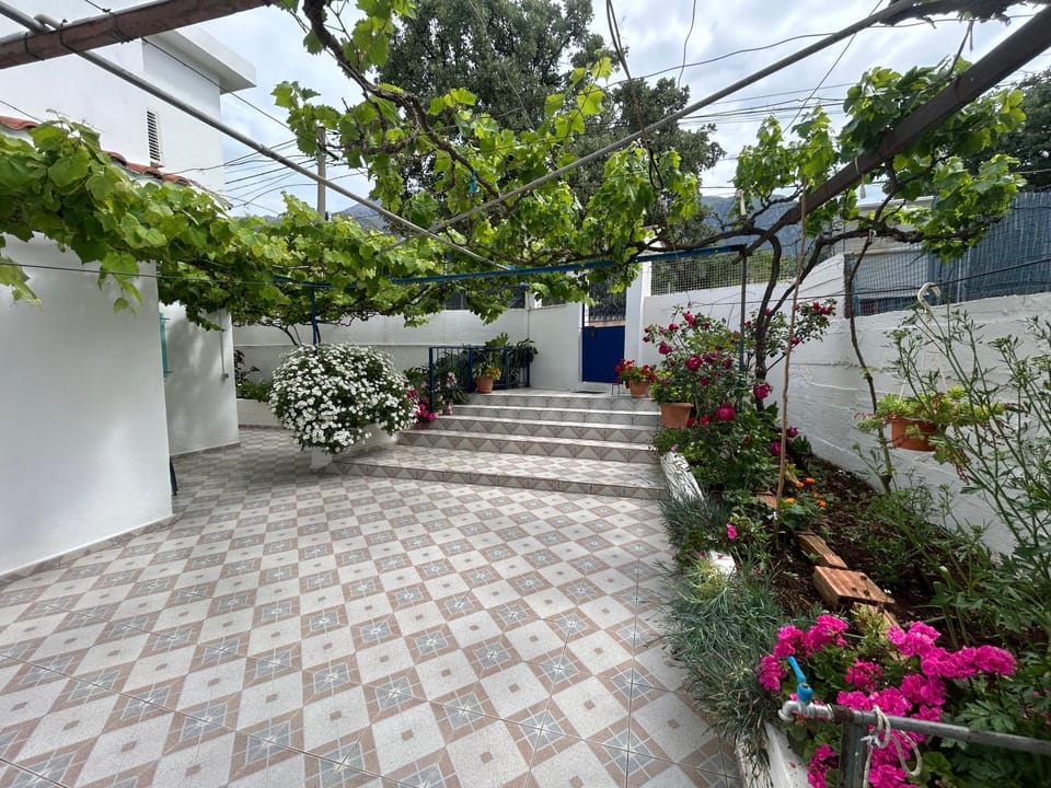 Vila 23 Hotel in Vlorë County, Albania