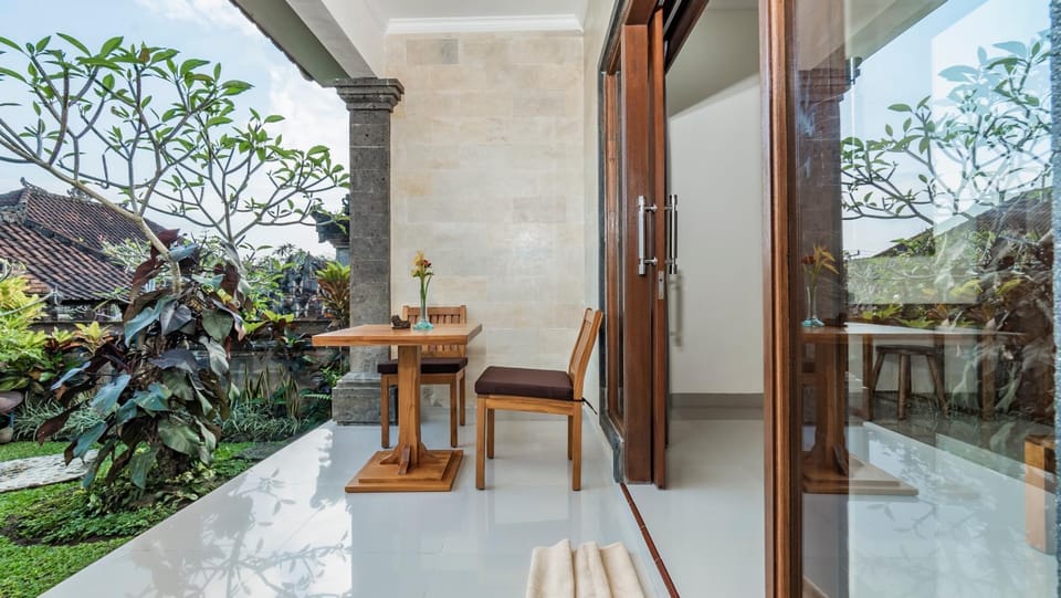 Garden, View (from property/room), Balcony/Terrace