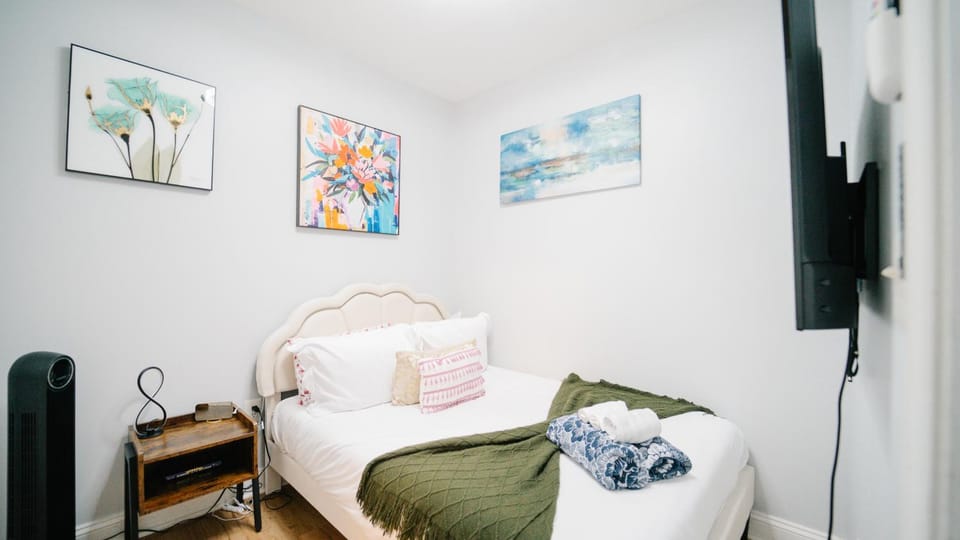 TV and multimedia, Bedroom