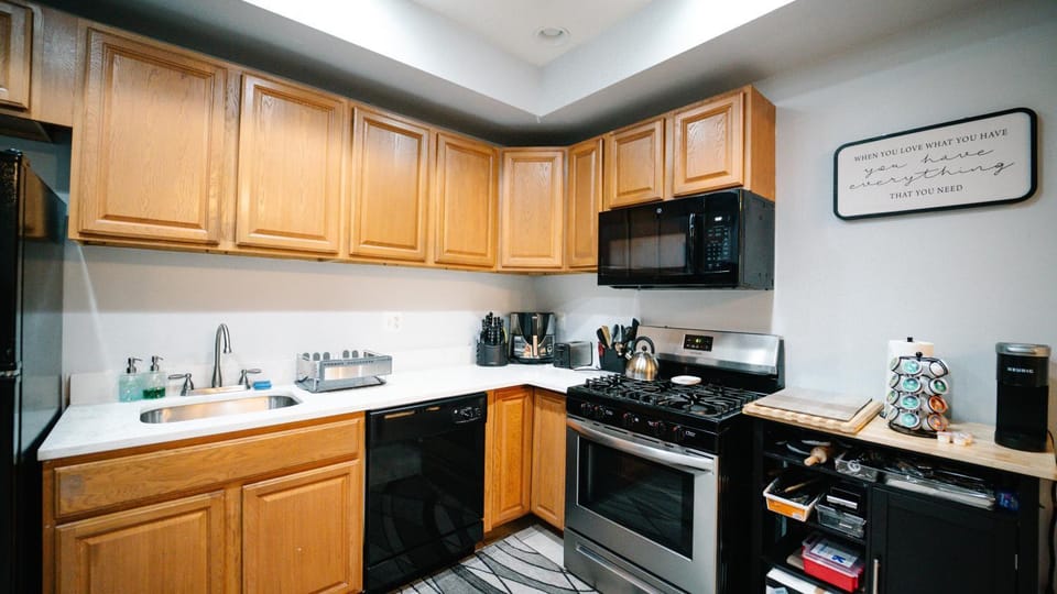Coffee/tea facilities, Kitchen or kitchenette