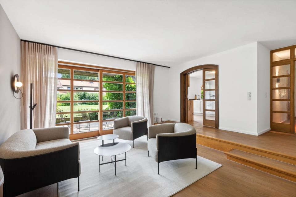 Spring, Summer, Living room, Seating area, Autumn, Garden view, Garden view