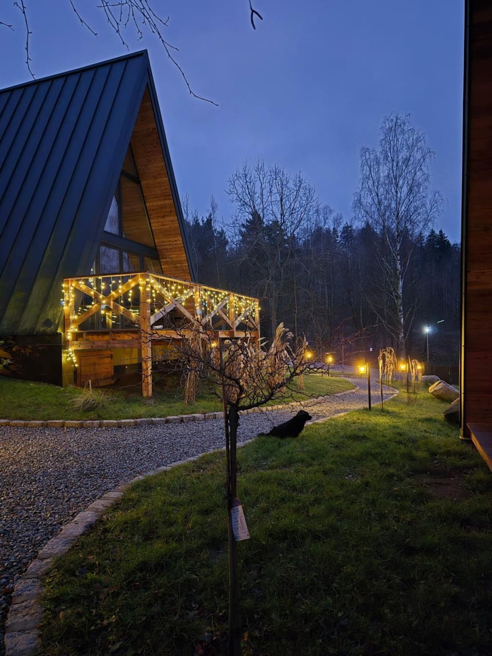 Property building, Natural landscape, Garden, Garden view