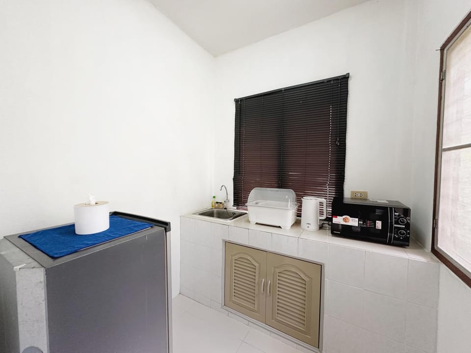 RJJhouse Kohphangan Bed and Breakfast in Ban Tai