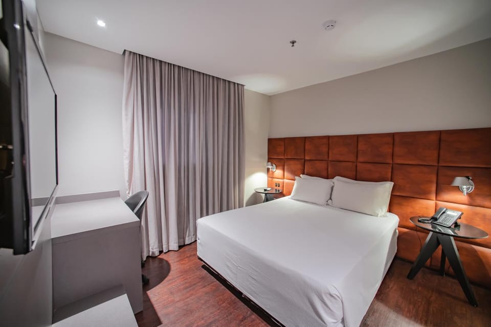 Bed, Bedroom, City view