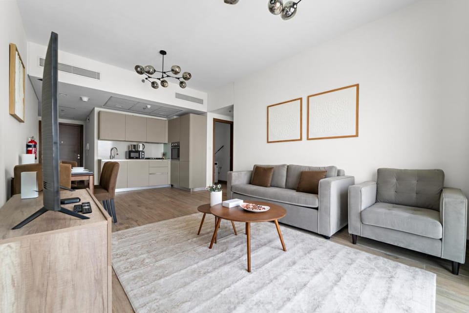 StoneTree - Newly Furnished - Al Furjan Apartment in Dubai