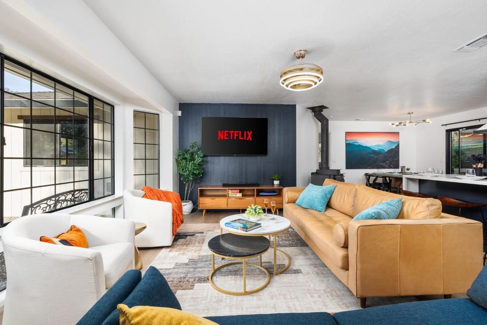 Secluded Mtn Top Family Haven with Spa, Views & Arcade Villa in Sierra Nevada