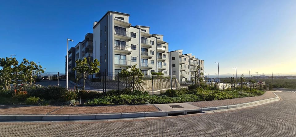 Nivica 25 Luxury Apartment Langebaan Apartment in Western Cape