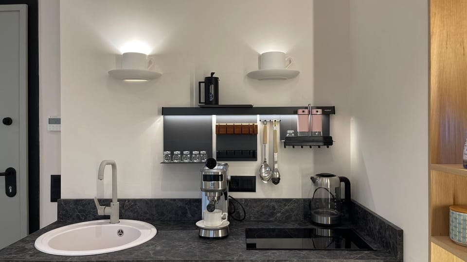 Coffee/tea facilities, Kitchen or kitchenette, minibar