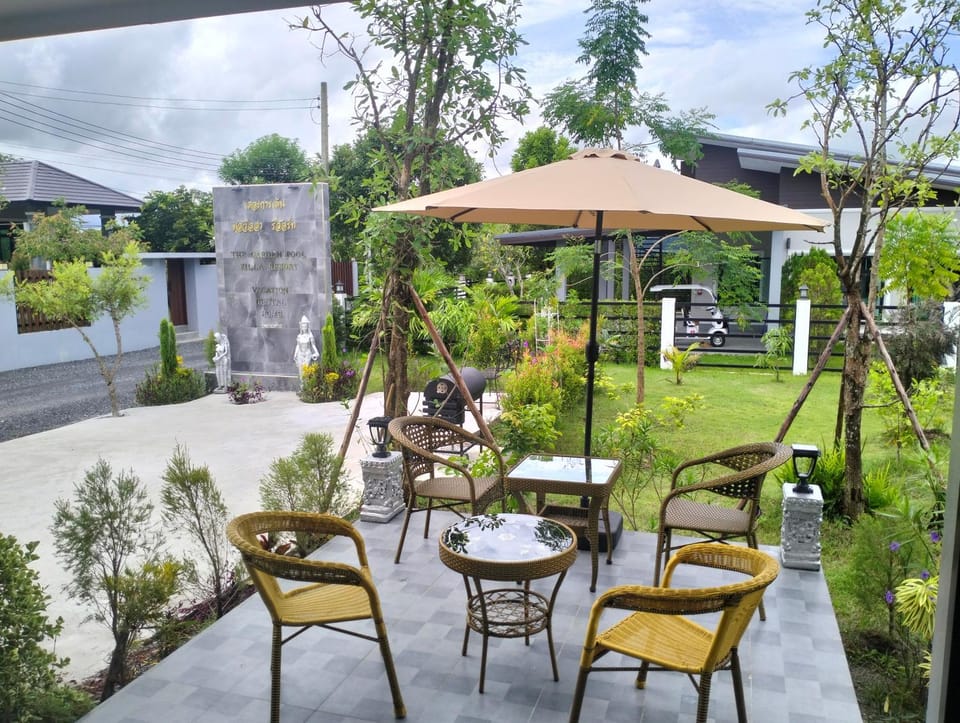 Lobby or reception, Seating area