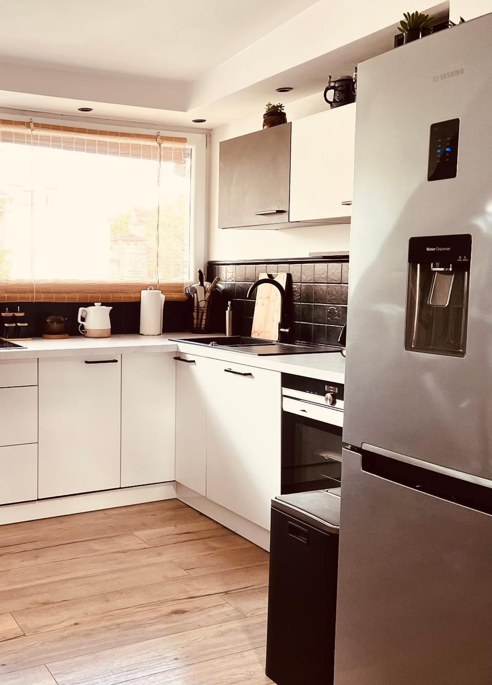 Kitchen or kitchenette, kitchen