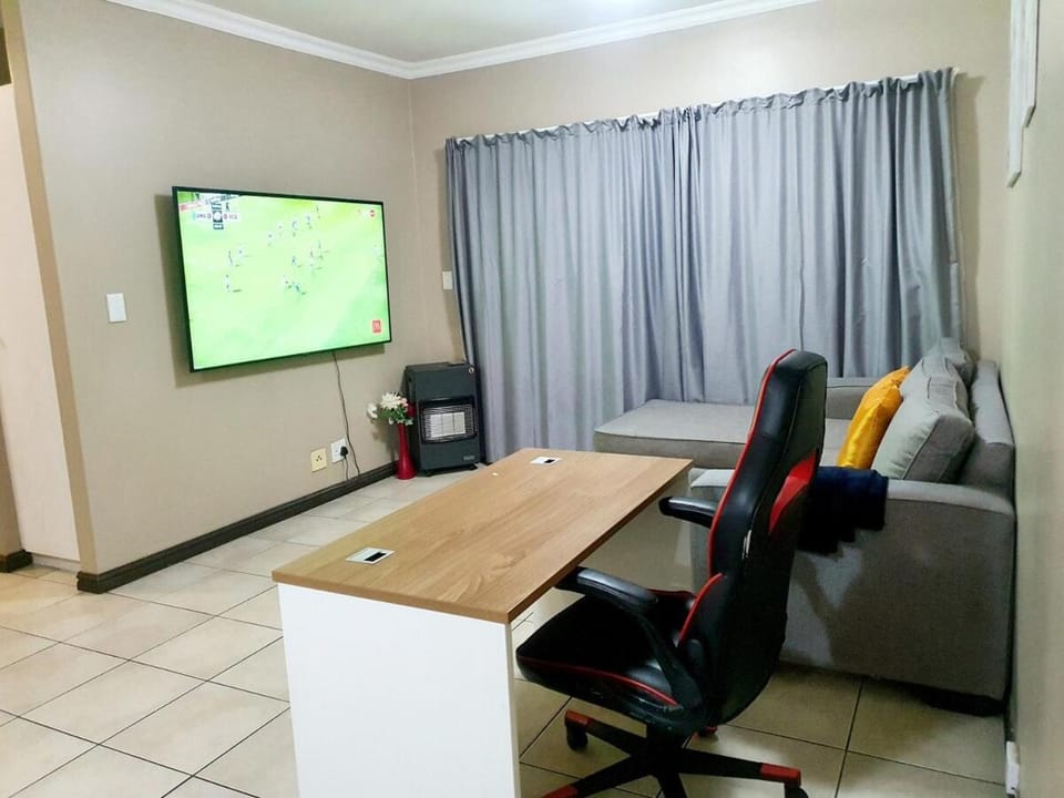 Oasis Home Vacation rental in Sandton
