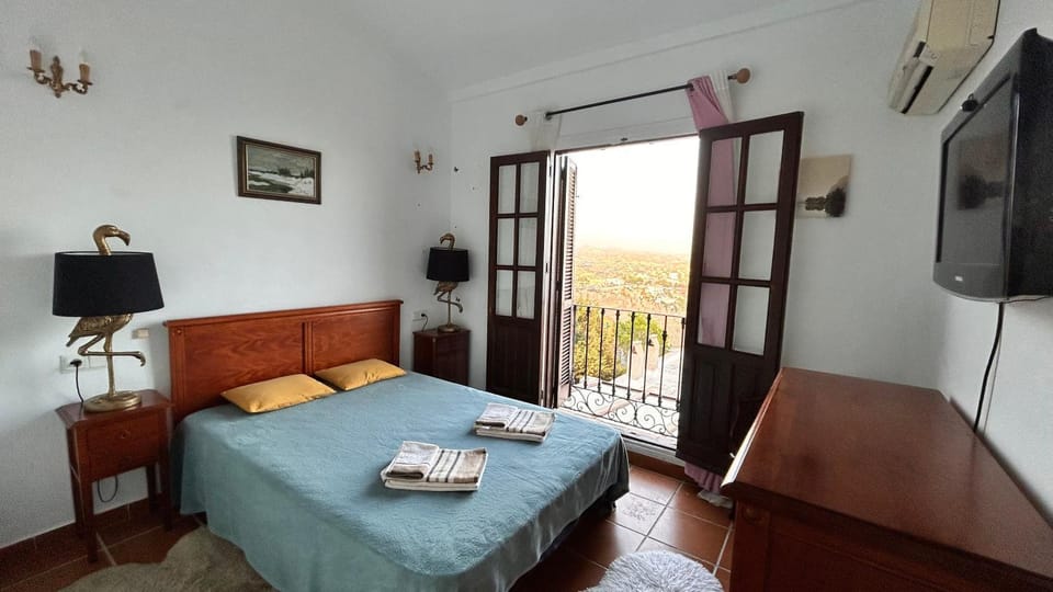 Casa de deseo Apartment in Alacantí