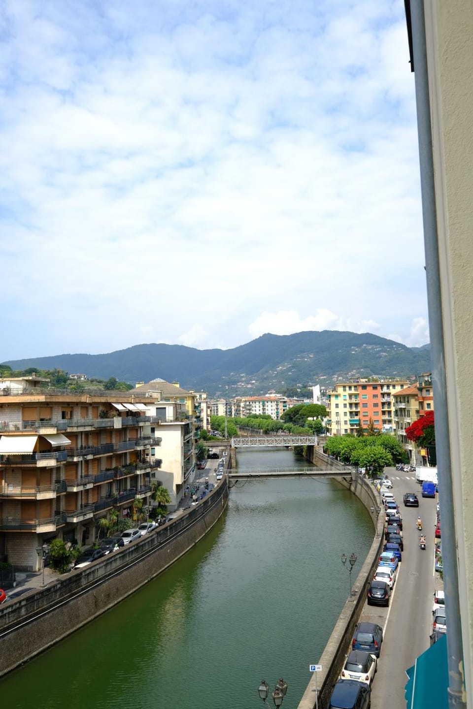 Day, Neighbourhood, Natural landscape, City view, Mountain view, River view
