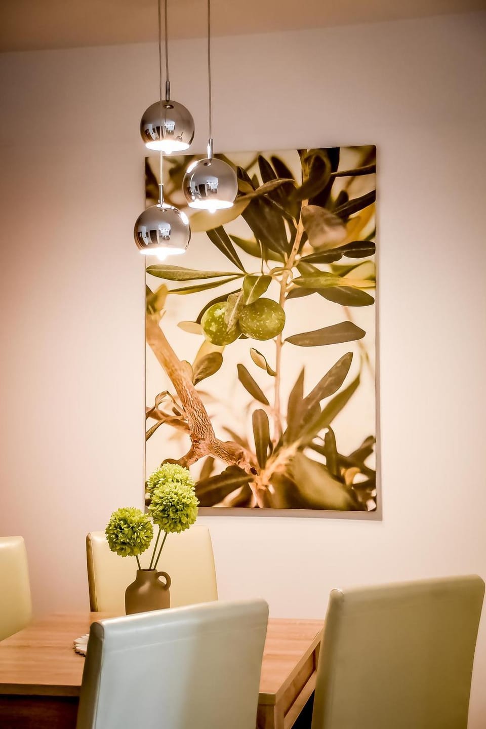 Decorative detail, Dining area