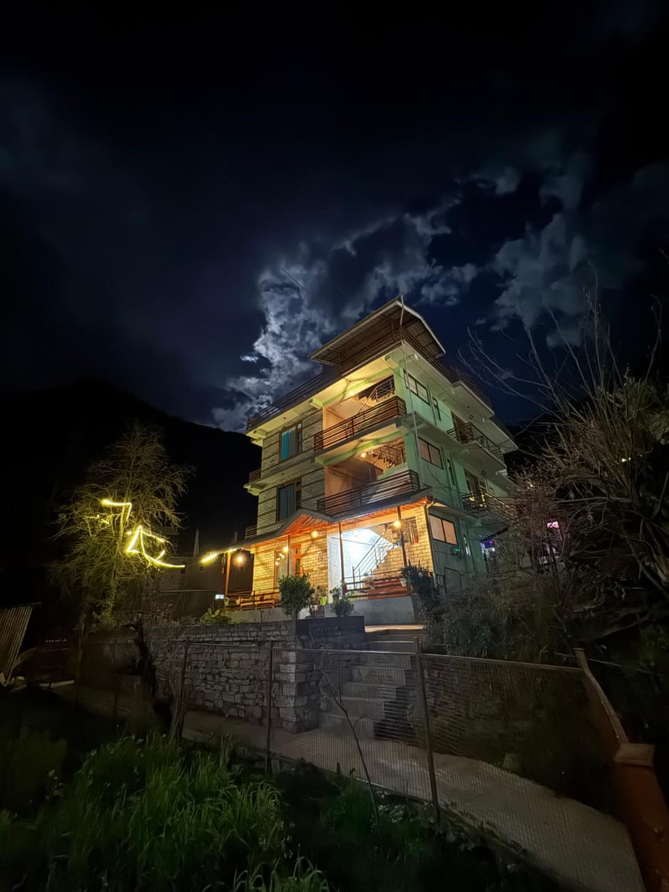 Delight Homestay Bed and Breakfast in Himachal Pradesh