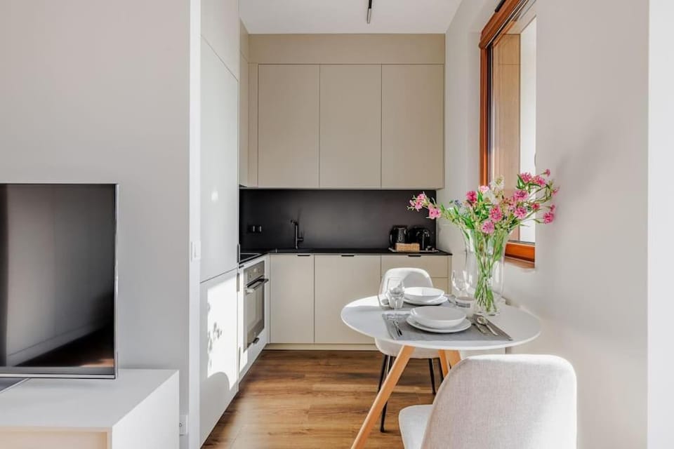 Modern Studio - Business Center Apartment in Warsaw