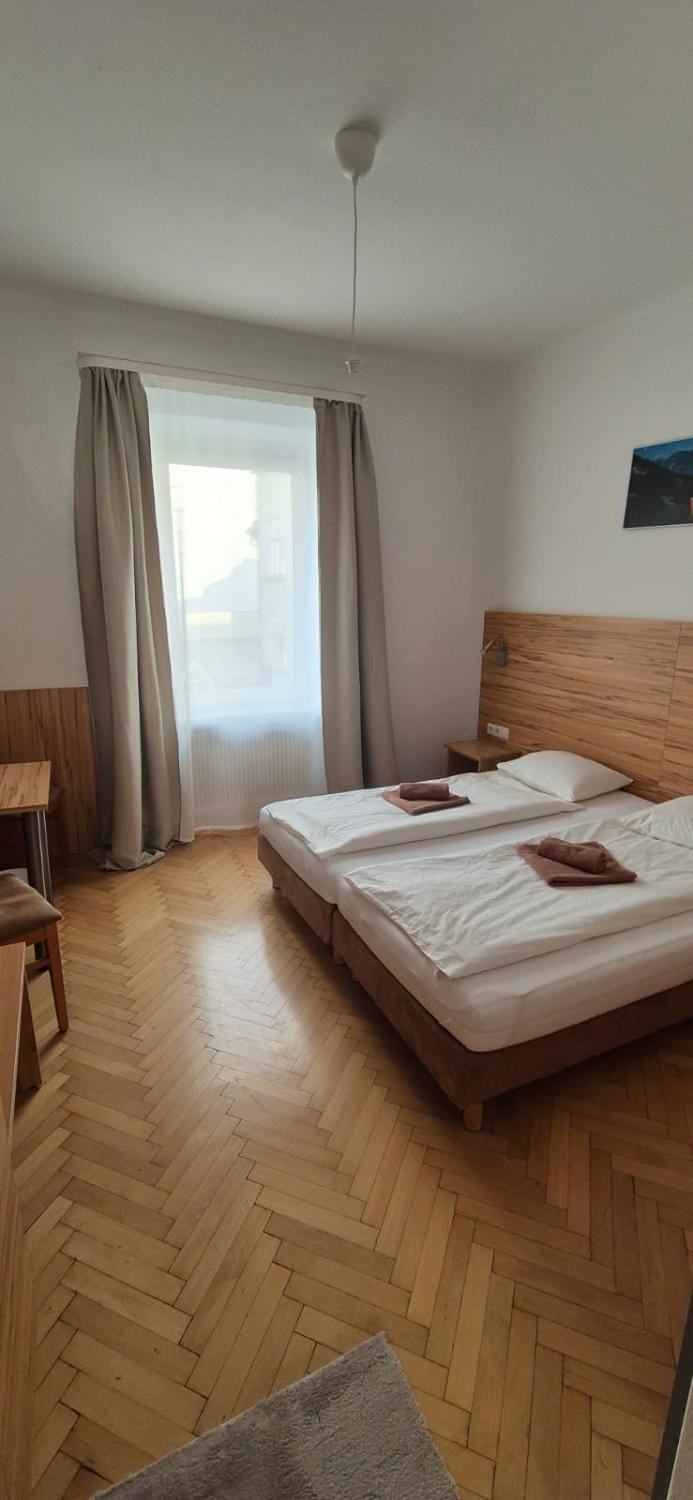 Pension Jahn Bed and Breakfast in Salzburg