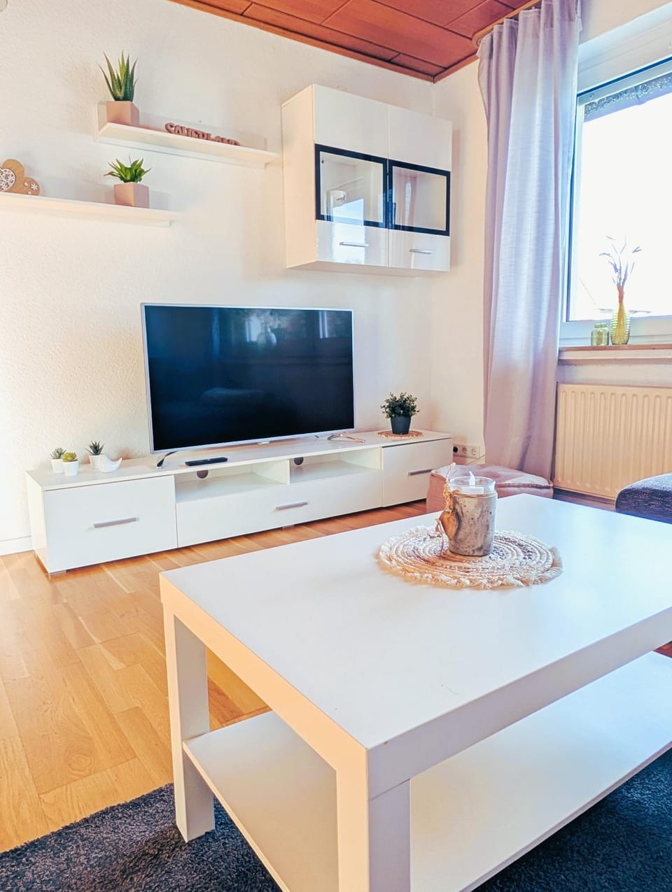Communal lounge/ TV room, TV and multimedia, Evening entertainment