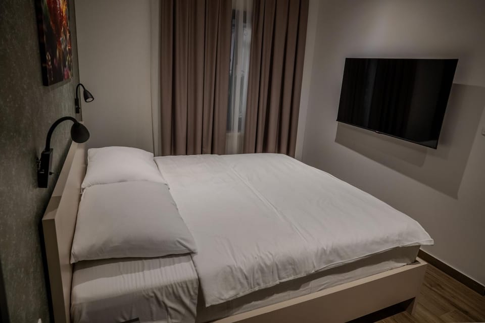 Bed, TV and multimedia