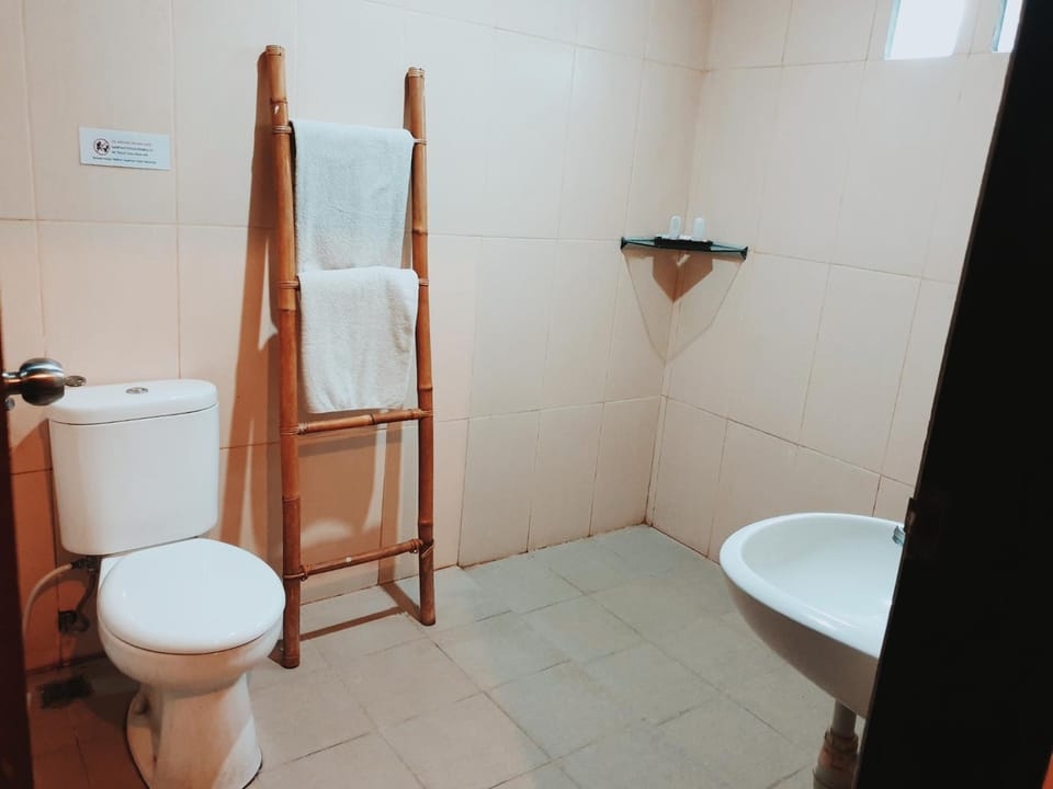 Shower, Bathroom, towels
