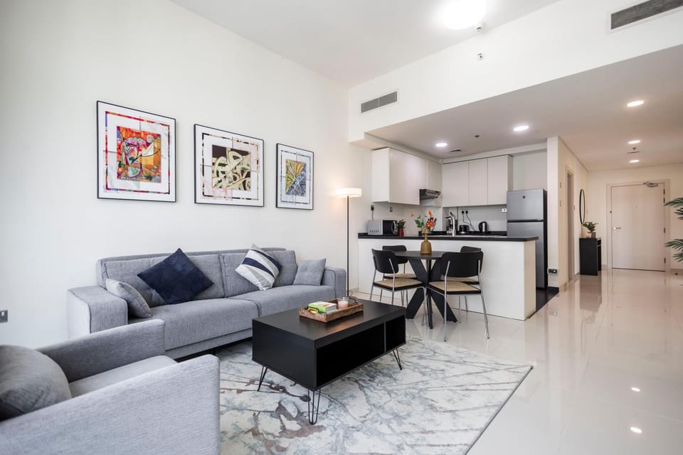 Living room, Seating area, Dining area, minibar