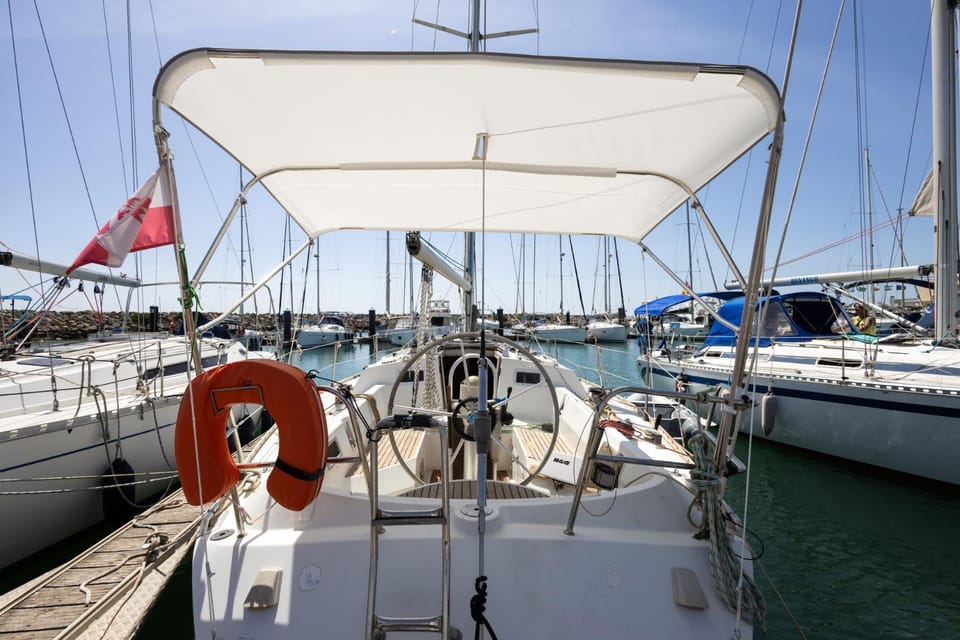 Java Yate Docked boat in Rota