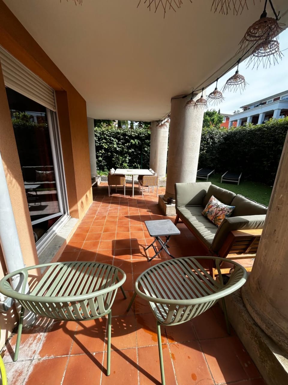 Cosy Rez de jardin - Clim & Parking Apartment in Aix-en-Provence