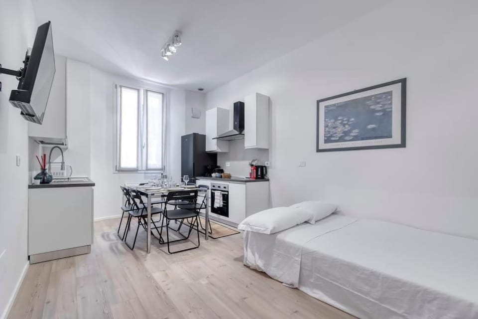 Carbonara Palace 5 - Luxury Comfort under Medieval Towers Apartment in Bologna