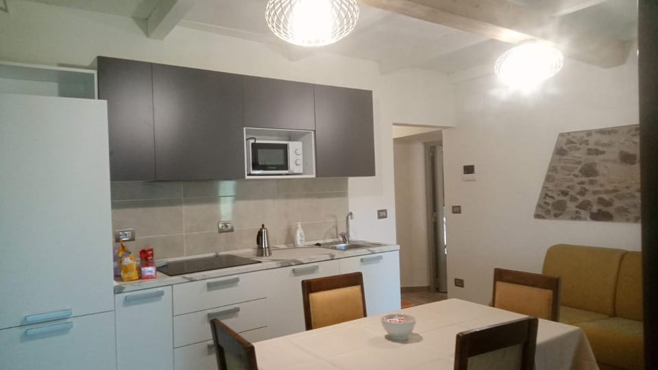 Kitchen or kitchenette, Living room, Dining area, kitchen