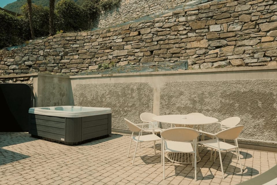 Patio, Day