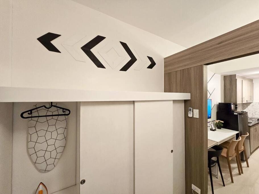 Citispace 1BR Condotel Suite at FAME Residences #FM40A Apartment in Mandaluyong