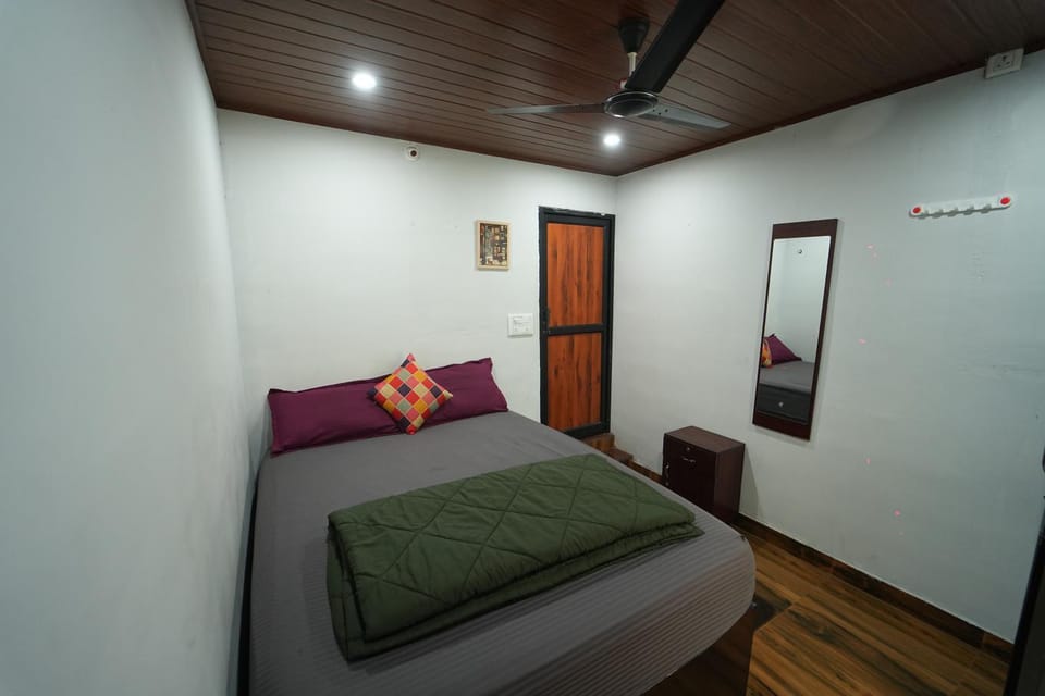 Da Java 18 hostel and Homestay Chikmagalur Hostel in Chikmagalur