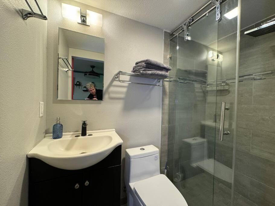 Modern condo near Fremont Street Apartment in Las Vegas