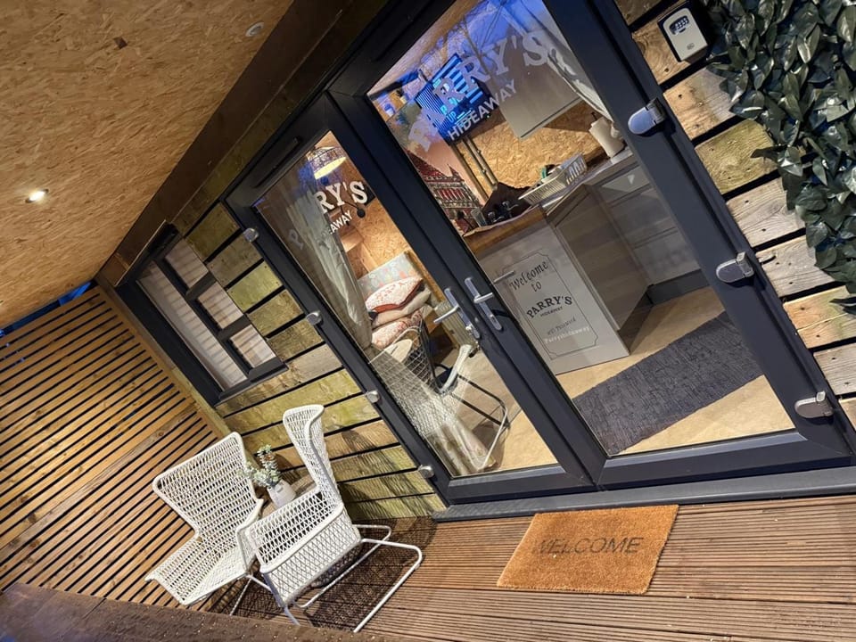 Parrys Hideaway Nature lodge in Exmouth