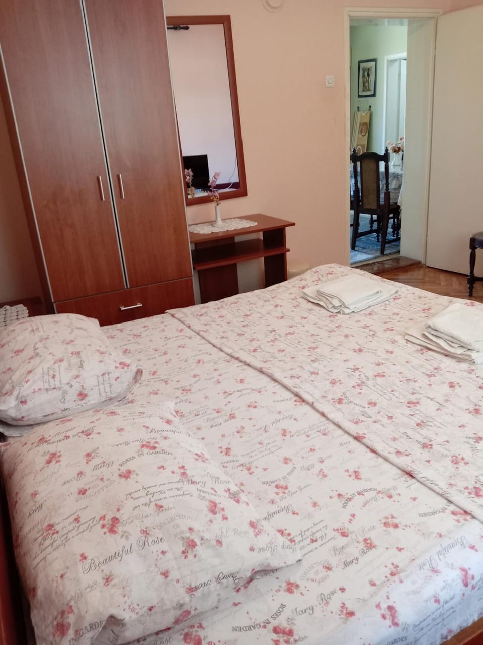 Bed, Bedroom, wardrobe