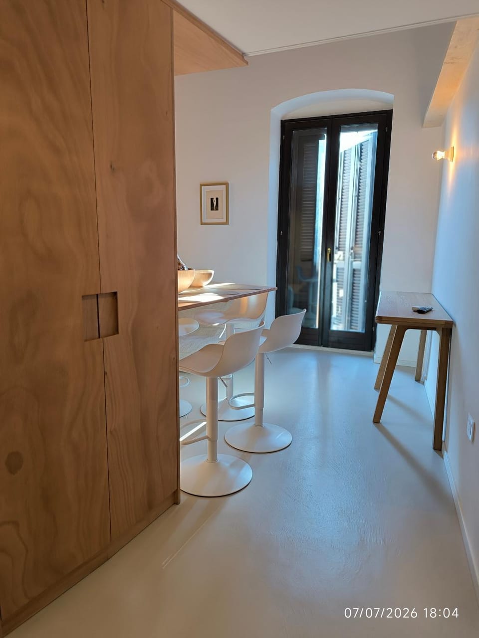 Living room, Seating area, Dining area, wardrobe