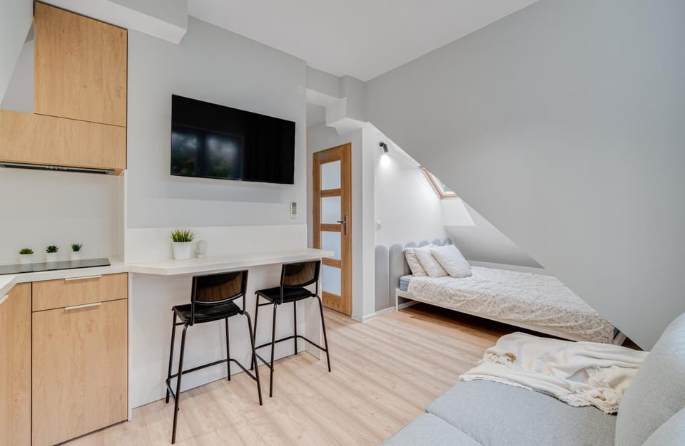 COMFISTAY Dubois 31 - City Access and Free Parking Apartment in Czechia